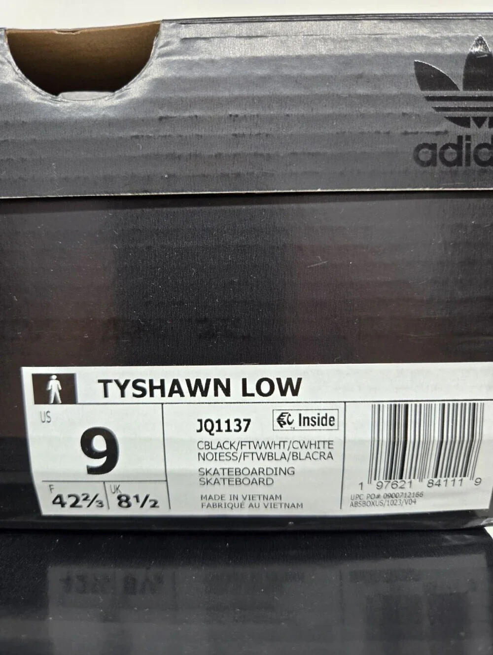 adidas Men's Tyshawn Low JQ1137 Core Black Cloud White Shoes Size 9